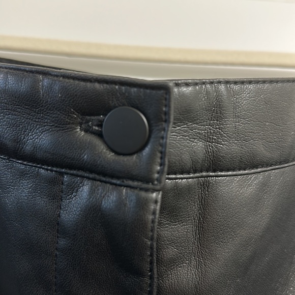 Babaton (Aritzia) pleather wide leg culottes barely worn - Picture 9 of 10